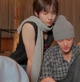 floᡣ𐭩🍡 tweet media