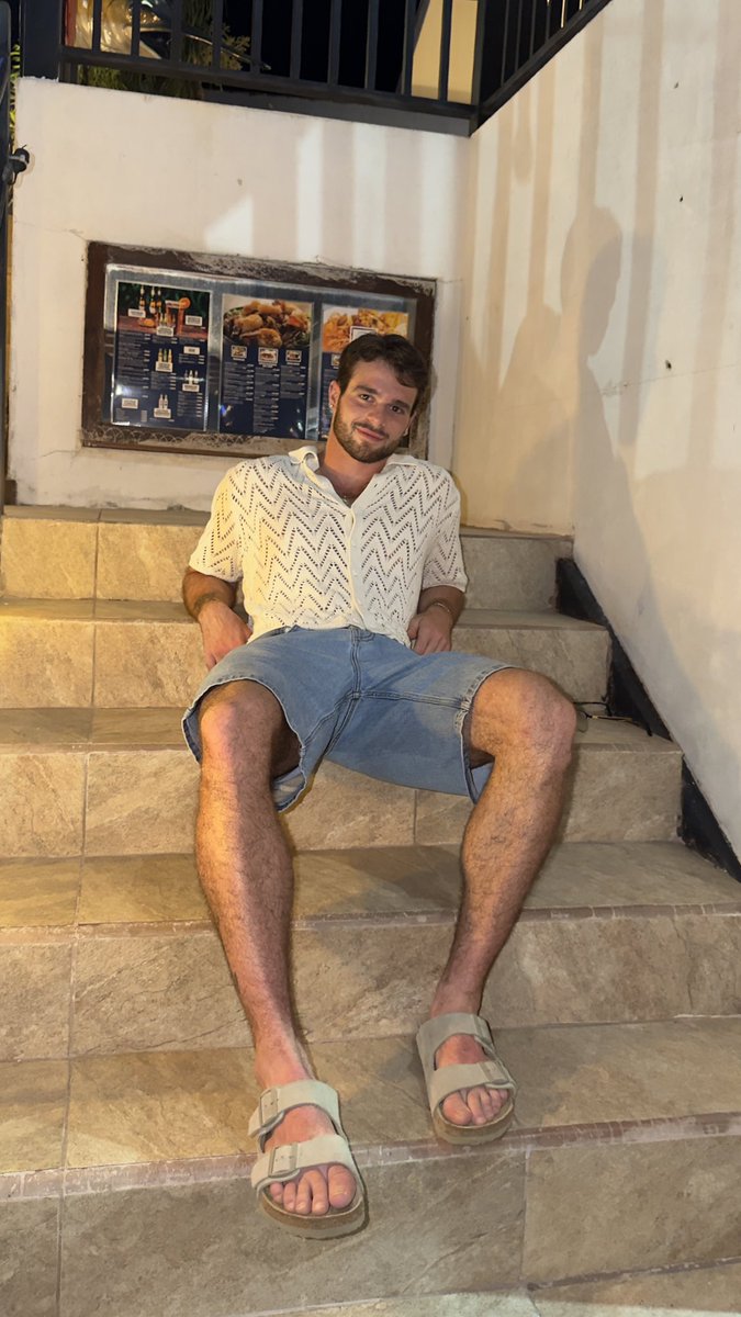 Adams Perry tweet media