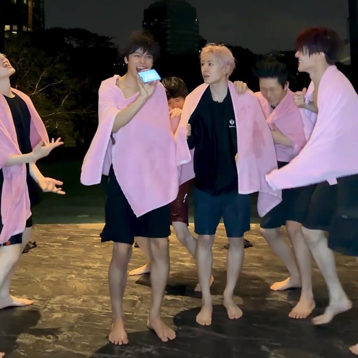 ๐๐๐๐ ใ tweet media