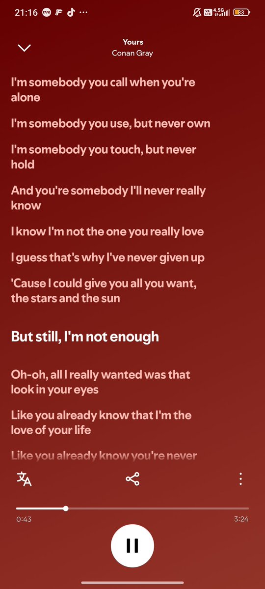 santiago tweet media