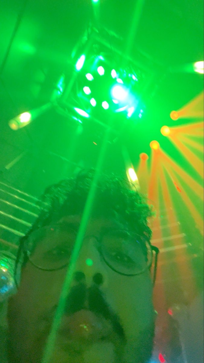 joey 🦘 tweet media