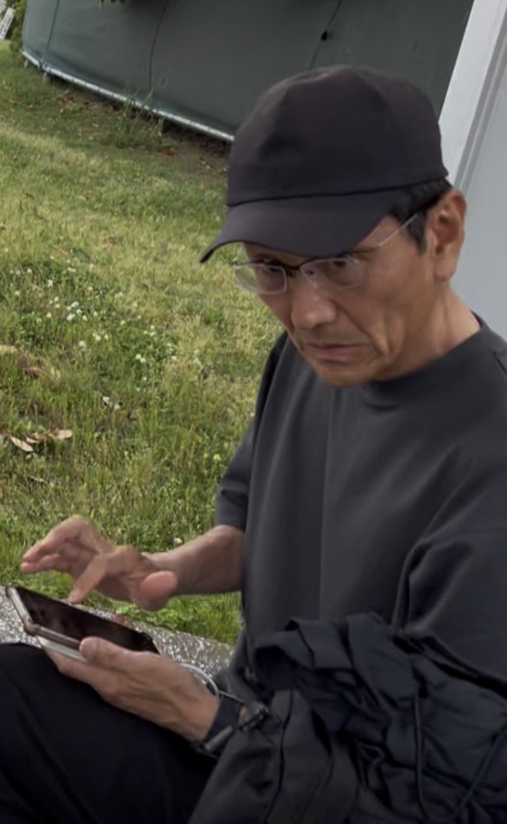 集団ストーカーを逮捕するアカウント tweet media