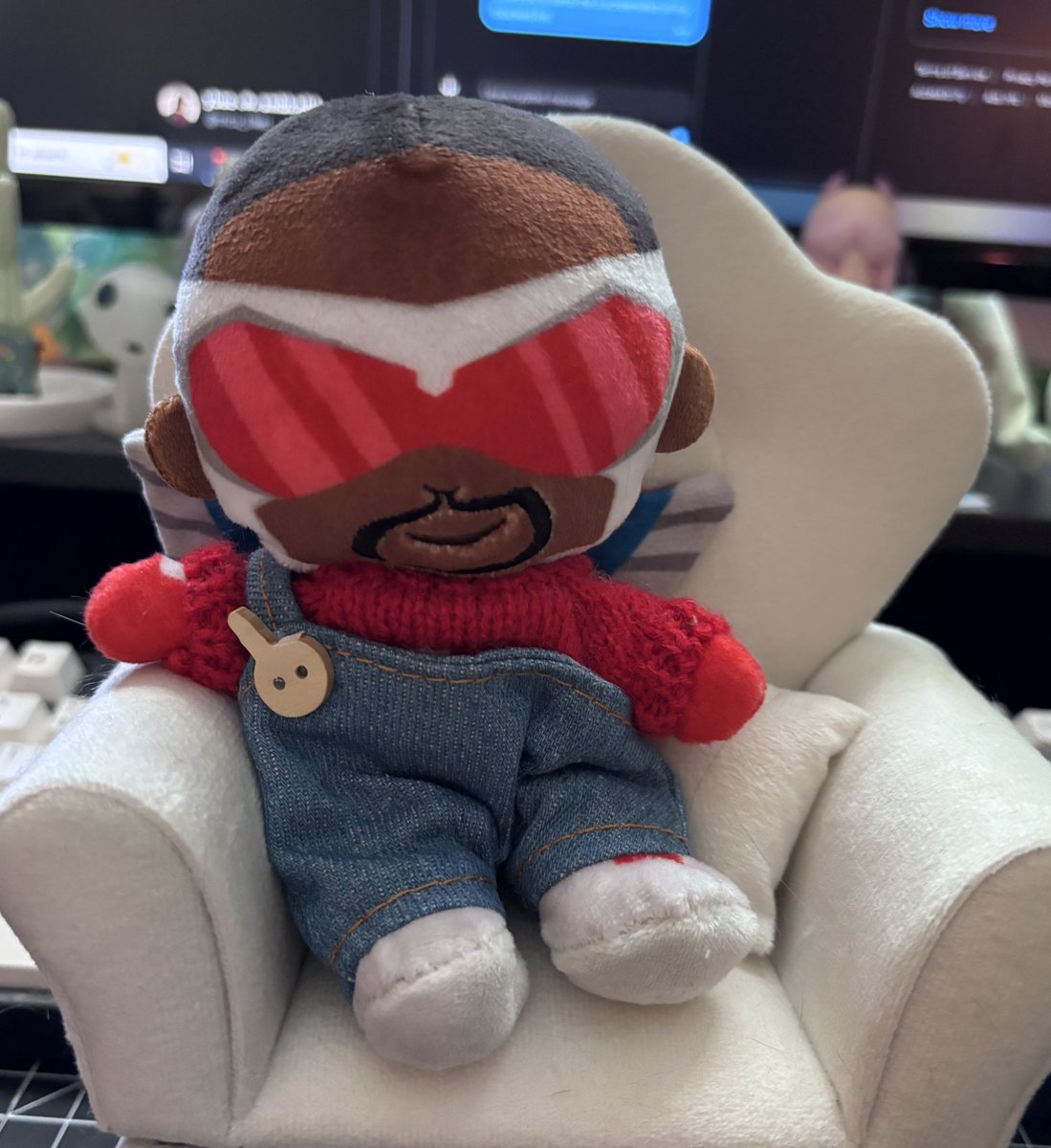 mcu_liker's tweet photo. I took sammy apart to make a pattern and sewed him back together today w a skeleton and a little heart so he will be alive https://t.co/y5vCu7kiBS