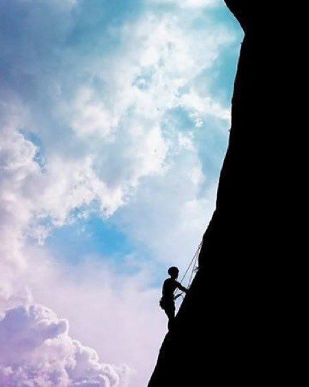 Aline__dessine's tweet image. #buoux #alinedessine #escalade #climbing #rockclimbing #sky #clouds