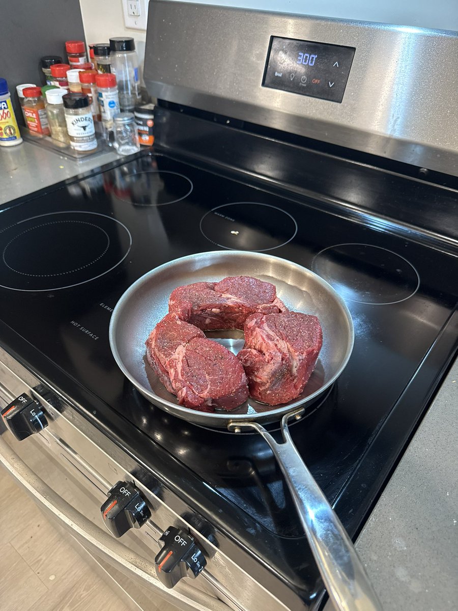 Drake “Ya mother” Jones tweet media