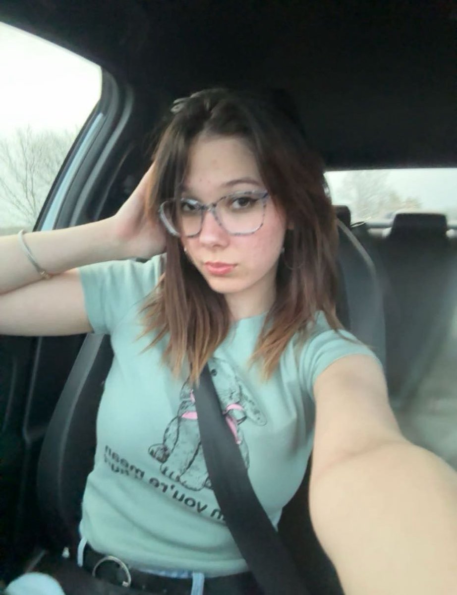 VALORANT GRIND W/ THE GIRLIES AND THE POOKIES 🌸

twitch.tv/blossombeams

<a href="/VyreGirls/">Vyre Girls</a> <a href="/VyreEmpire/">Vyre</a>