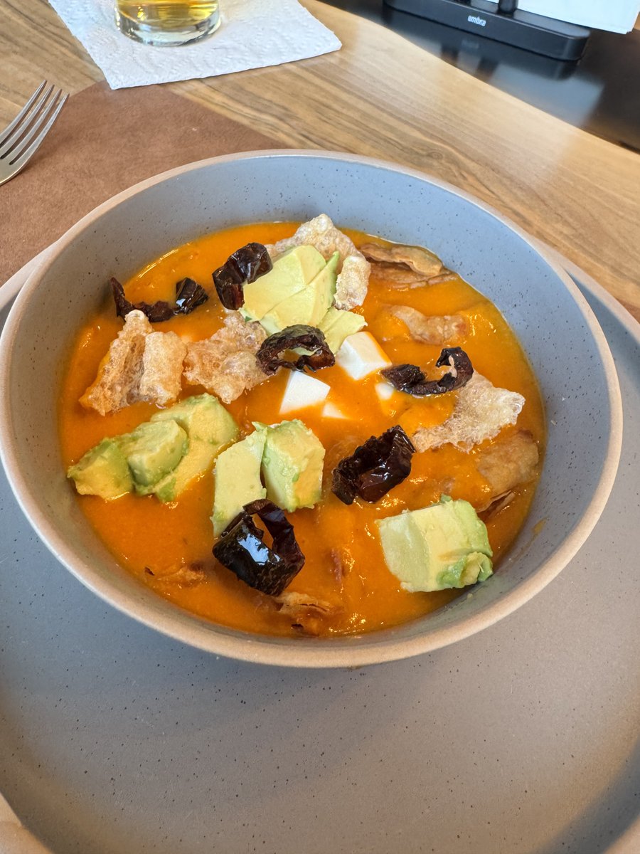 Anabel ✧ tweet media