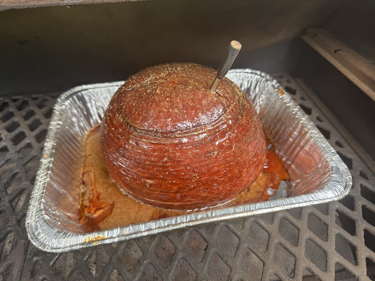 dowdypfootdoc's tweet photo. Early Easter dinner tonight!!😋😋@saksuds @PinkTeeCat https://t.co/9PFEkhENJS