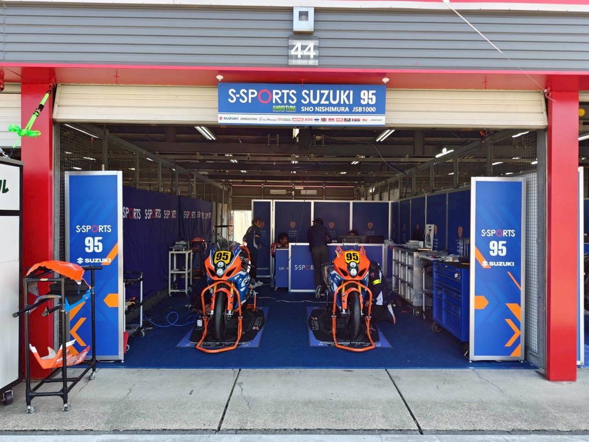 72Project tweet media