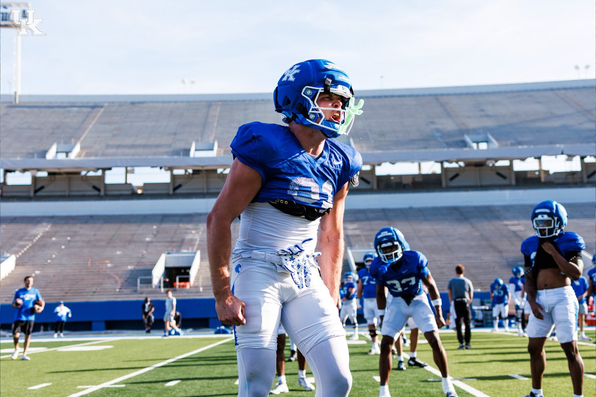 Kentucky Football tweet media