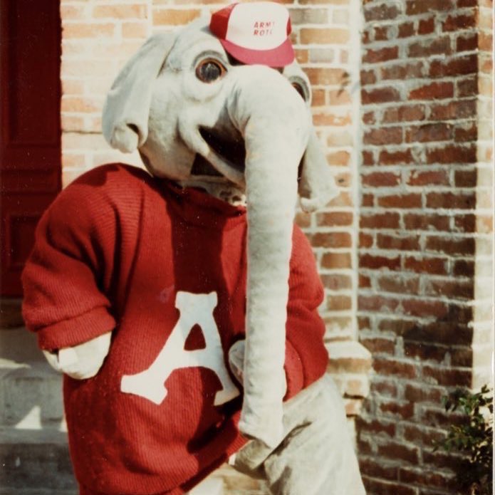 Cruz Oxenreider tweet media