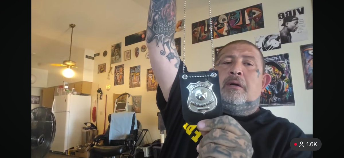 momma bear tweet media