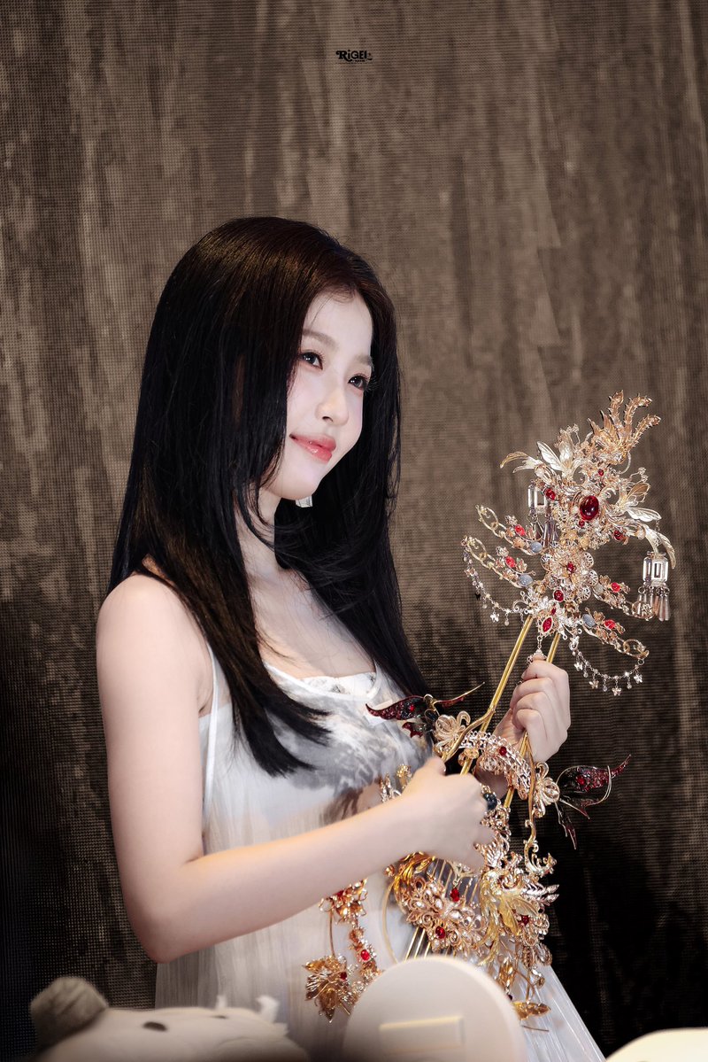 Rigel.参宿七|虞书欣 tweet media