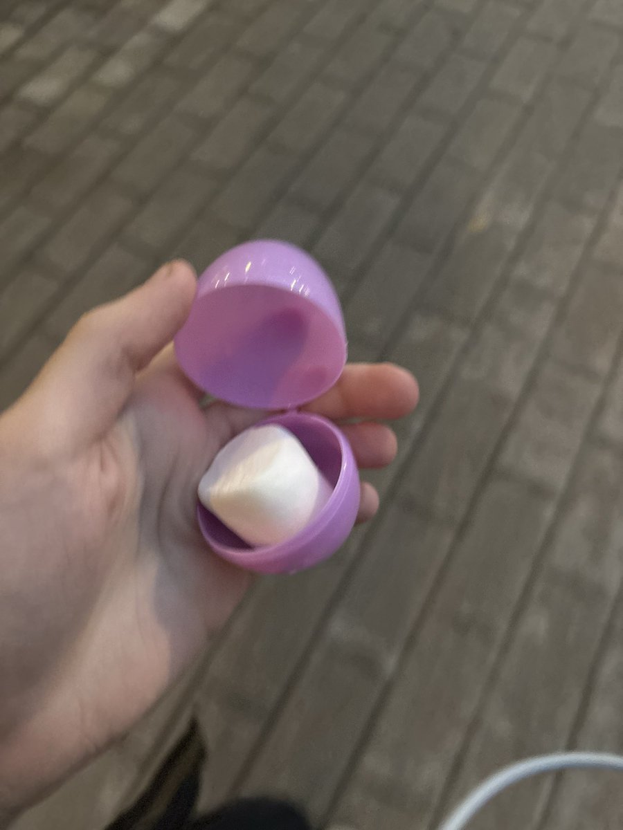 BONE / WEST 🦴💚 tweet media