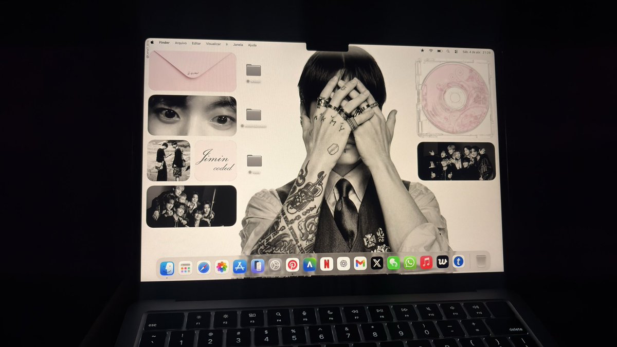 𝜗𝜚 tweet media