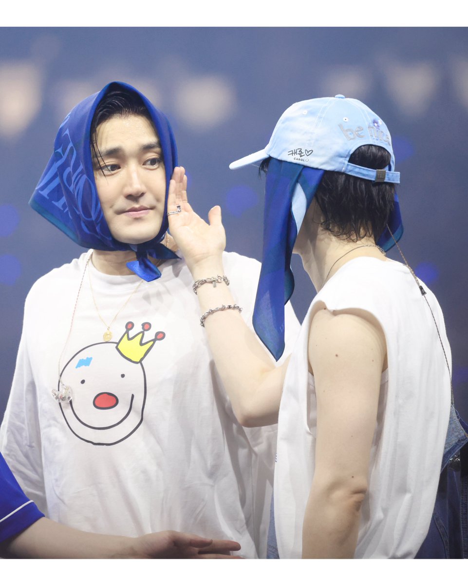 캐롤 💙 tweet media