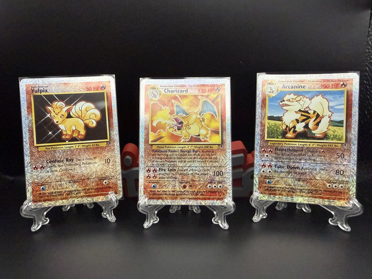 CharizardEats tweet media