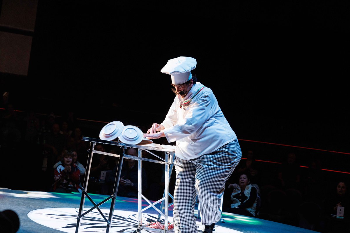 Chef is preparing your Easter meal. 
🎟️ Tickets &amp; info: wow-vegas.com  #WOWVegas #LasVegasShow #VegasEntertainment  #LasVegasStrip #VegasNightOut #CircusArts #LiveEntertainment #VegasMustSee #RioLasVegas #VegasPerformance #WOWTheVegasSpectacular #ThingsToDoInVegas