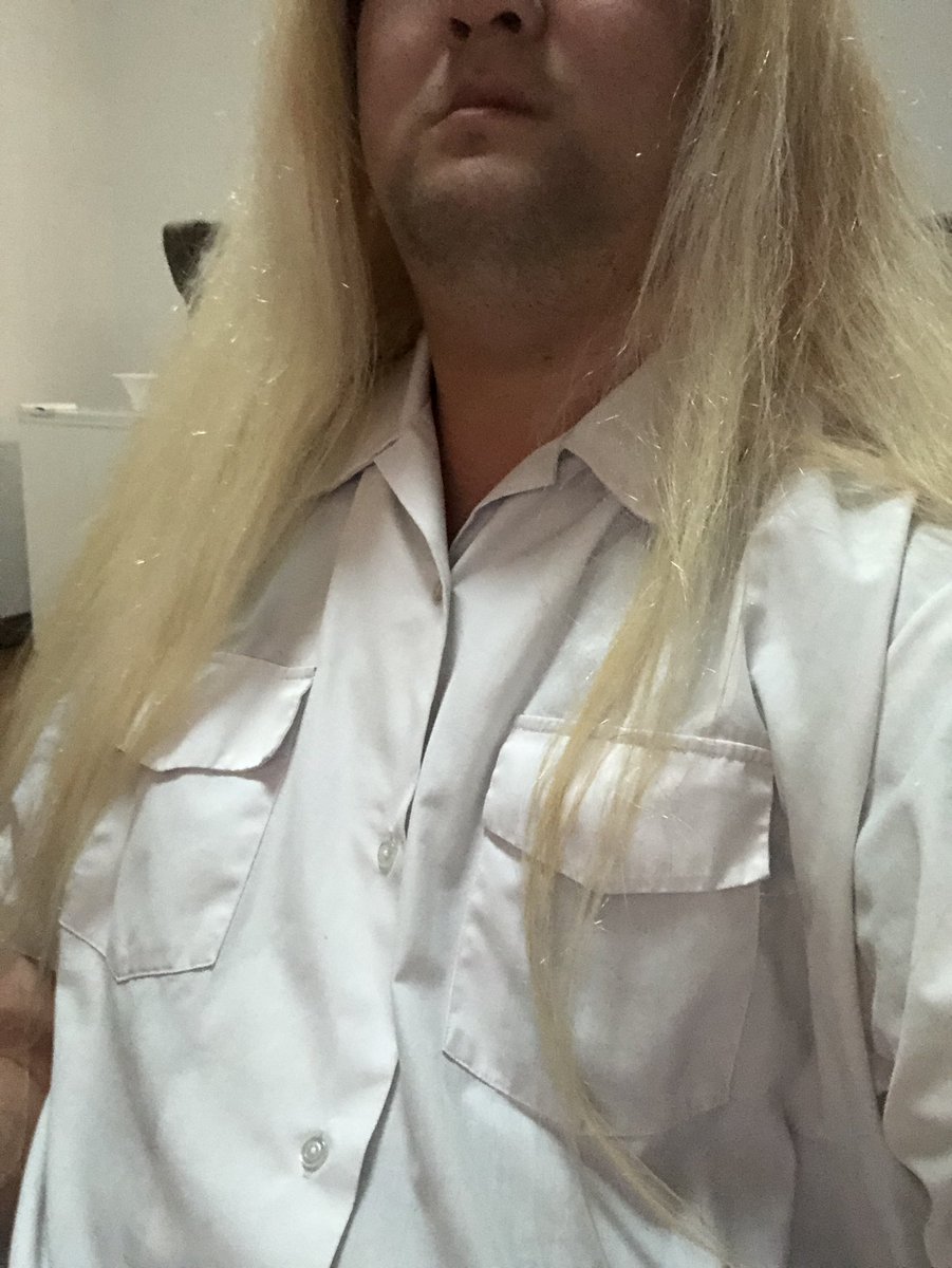 有村聖夜（金髪ロン毛迷彩男の日常） tweet media