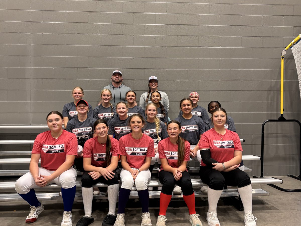 Rylee_Hendrix8's tweet photo. So thankful to have the opportunity to be apart of region 7 and play in Oklahoma #mojo #teamstripes #allamerican https://t.co/0vrTT7HgpM