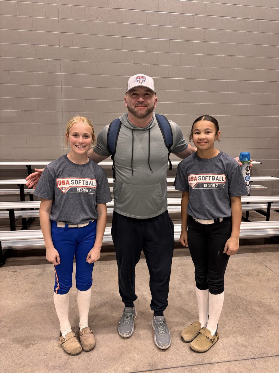 Rylee_Hendrix8's tweet photo. So thankful to have the opportunity to be apart of region 7 and play in Oklahoma #mojo #teamstripes #allamerican https://t.co/0vrTT7HgpM
