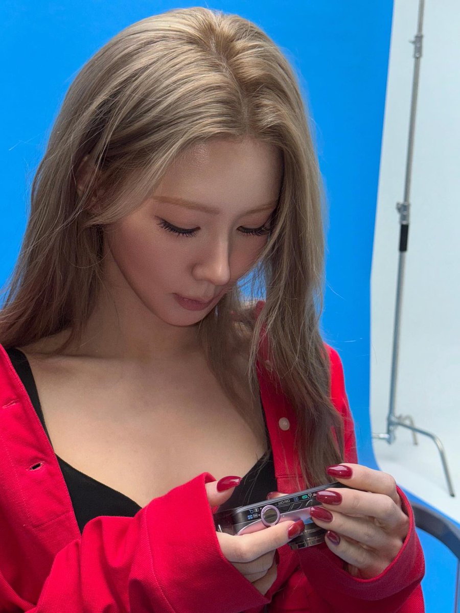 Idontknow* tweet media