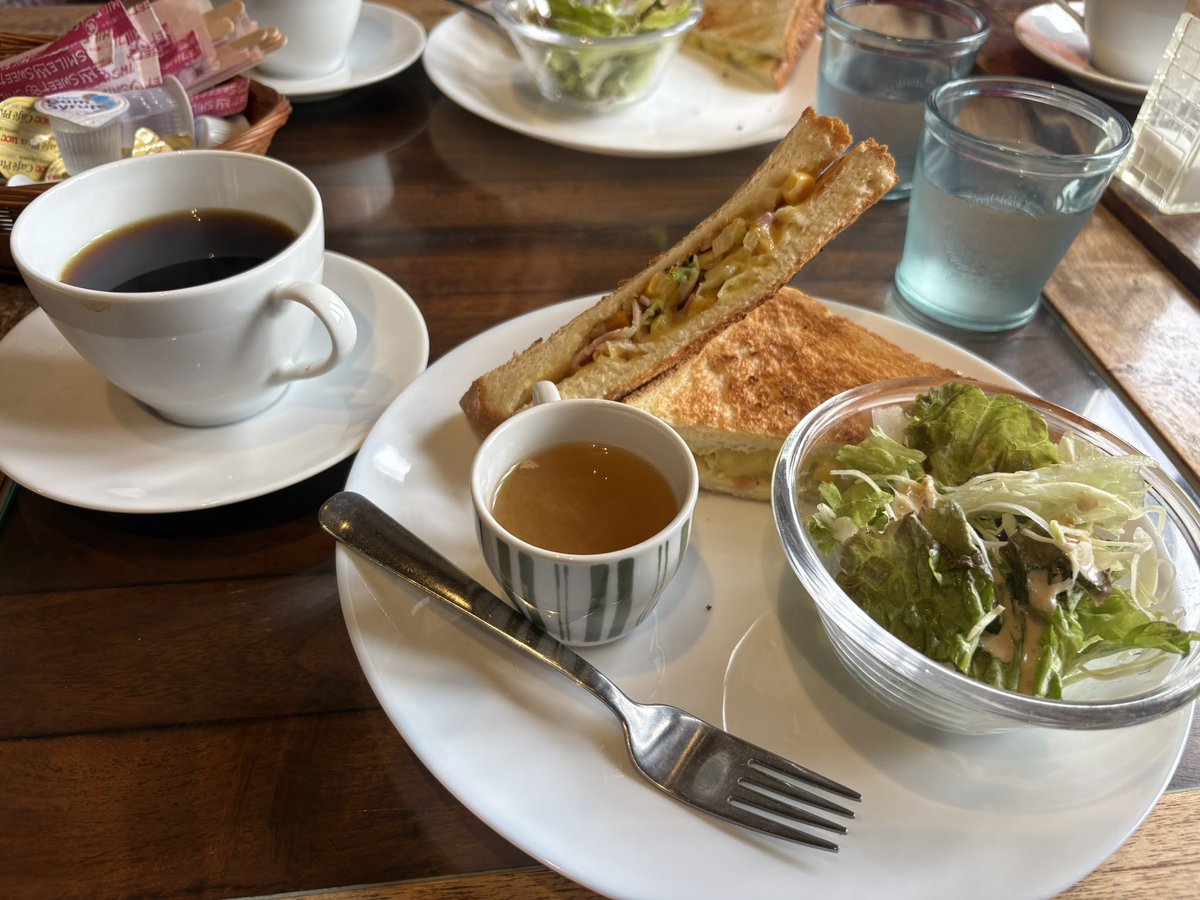 カーテンレール屋の嫁 tweet media