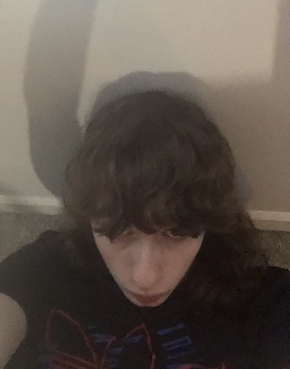 Emi 🍉 tweet media