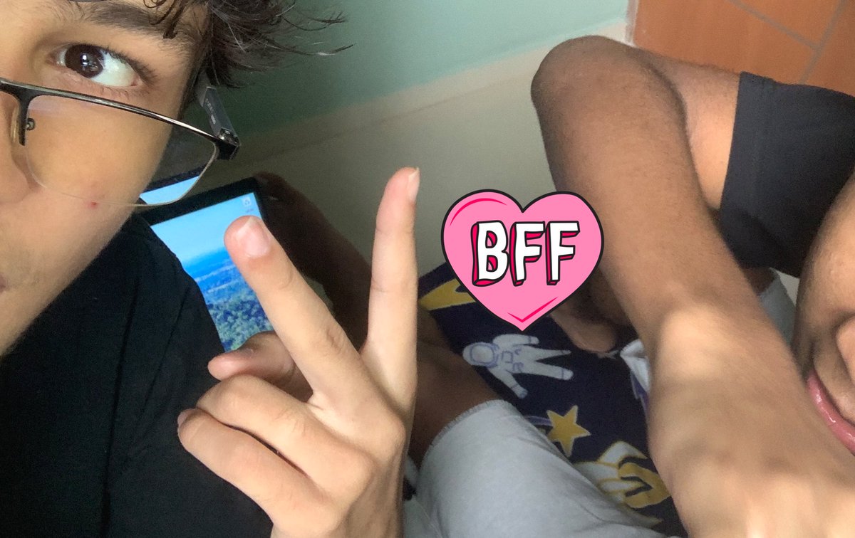 niel le france tweet media