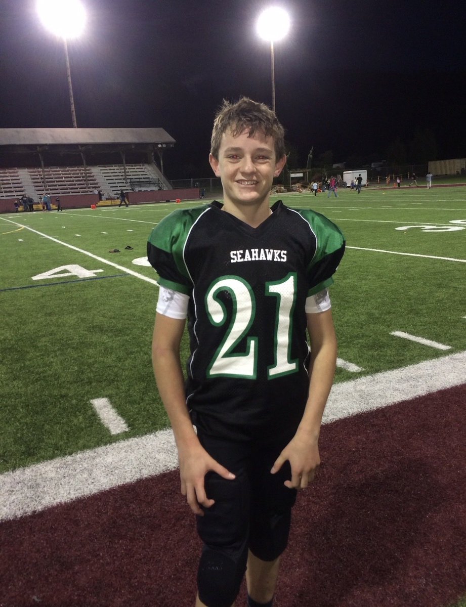 Brookerteejones tweet media