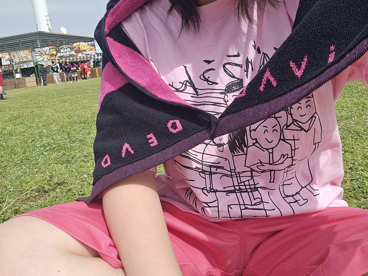 もな㌠ tweet media