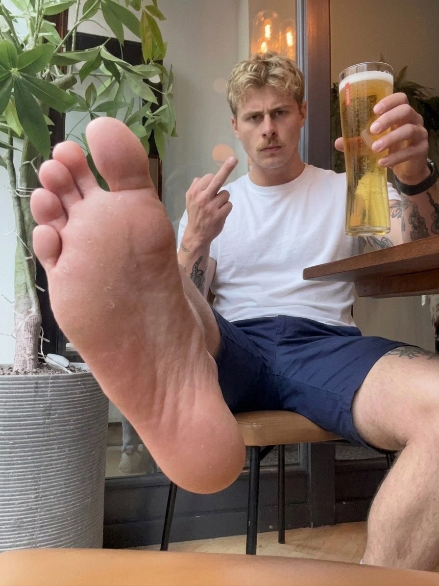 Having the best time spending your cash on living that alpha life! 

Who’s stepping and handing that cash over next 🤑