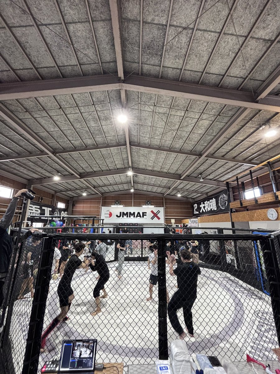 AmateurPANCRASE's tweet photo. まもなくアマチュアパンクラス上尾ケージファイト25が開催されます！

PANCRASE YouTubeメンバーシップからご視聴頂けます。

https://t.co/ca6W48PIYU https://t.co/4vJc2MPKCW