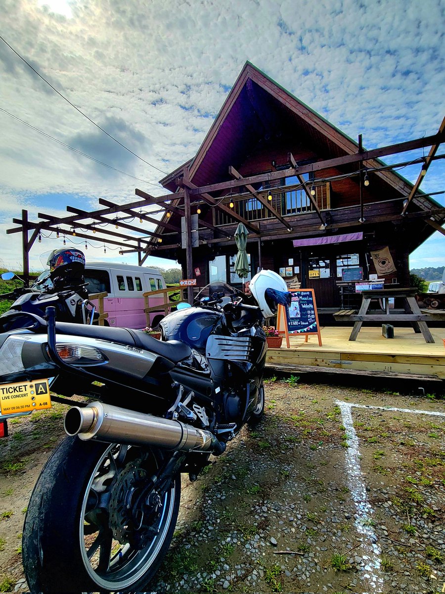 カズ1400 tweet media