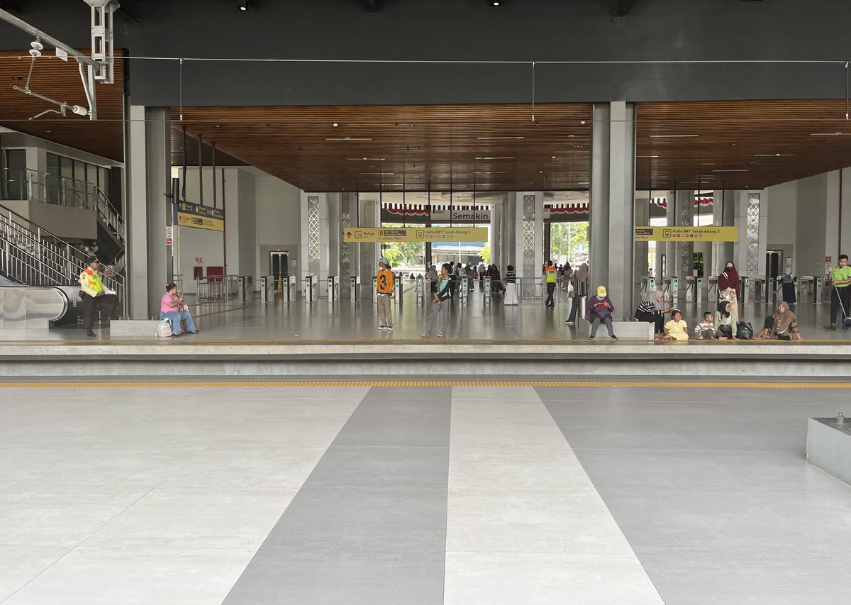 Windraaa tweet media