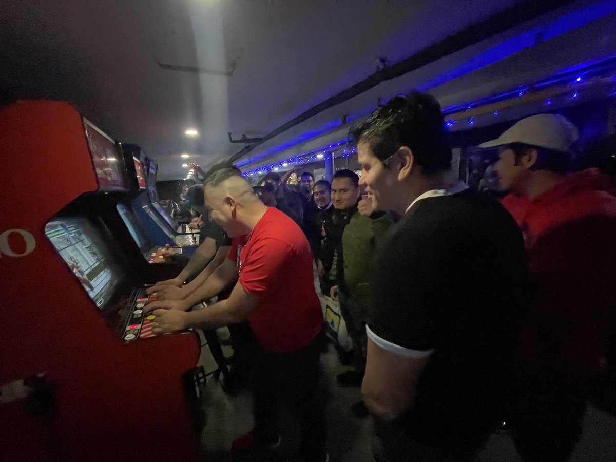 ArcadeBrooklyn's tweet image. #KOF2002 : twitch.tv/brooklynvideog…