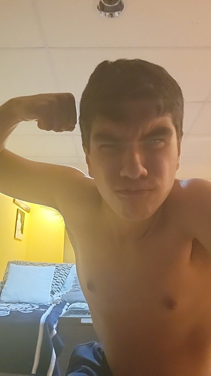 Twitch.tv/BradWinger tweet media