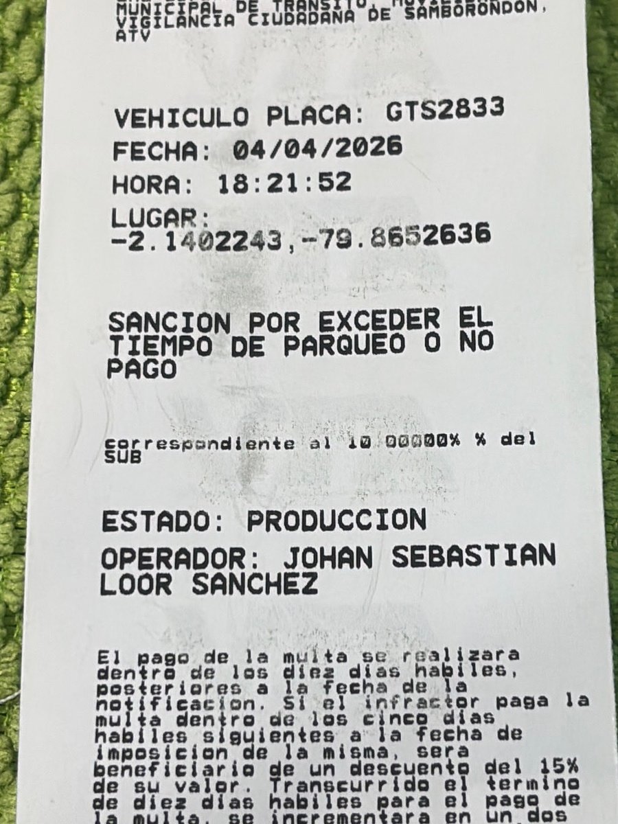 aralgar's tweet photo. ESTAMOS EN FERIADO??? @atvsamborondon @MuniSamborondon https://t.co/JuGtCbLvAh