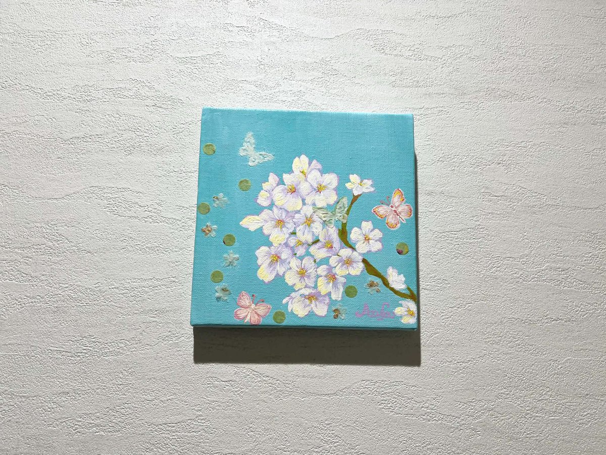 Azusa_369's tweet photo. 🦋作品名：『The scent of spring』🦋

アクリル画、美濃和紙
S0号（180×180mm）

春の香りを感じる桜を描きました🌸
背景は青い空で爽やかに🦋✨

#アクリル画　#アート　#artworks
#桜の絵　#美濃和紙　#コラージュ
#コラージュアート　#Azusa
#春　#spring  #春の香り https://t.co/mref2JV8G0