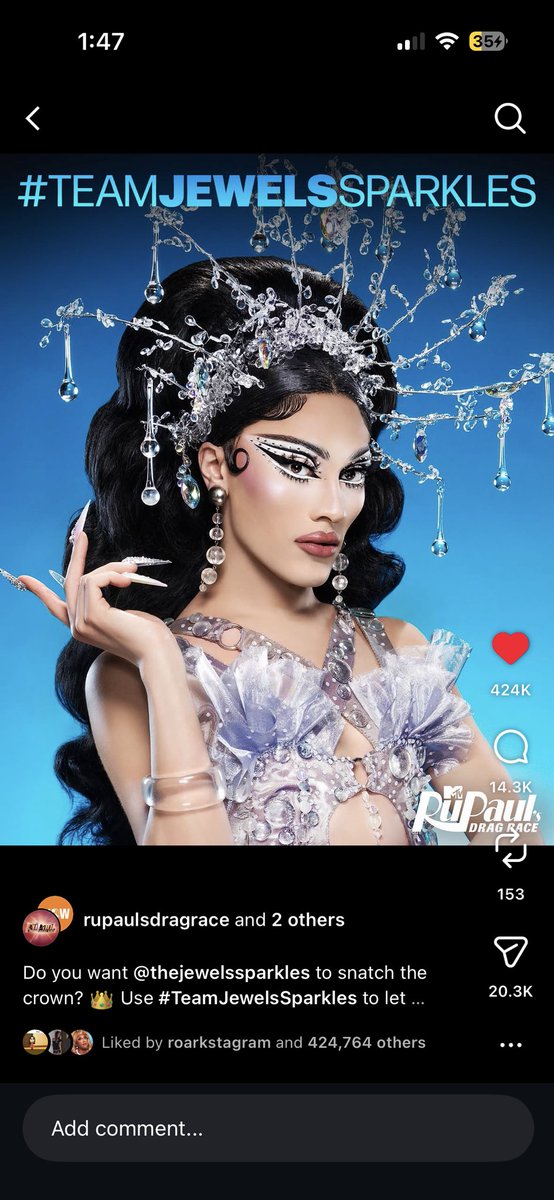 izzy #teamdarlene tweet media