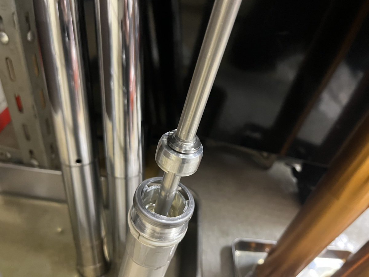 tomozo 【公式】裏アカウント tweet media