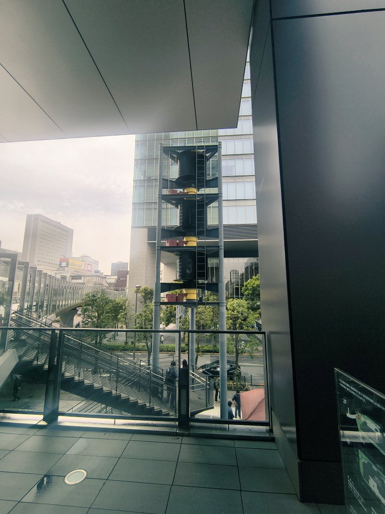 へりかる tweet media