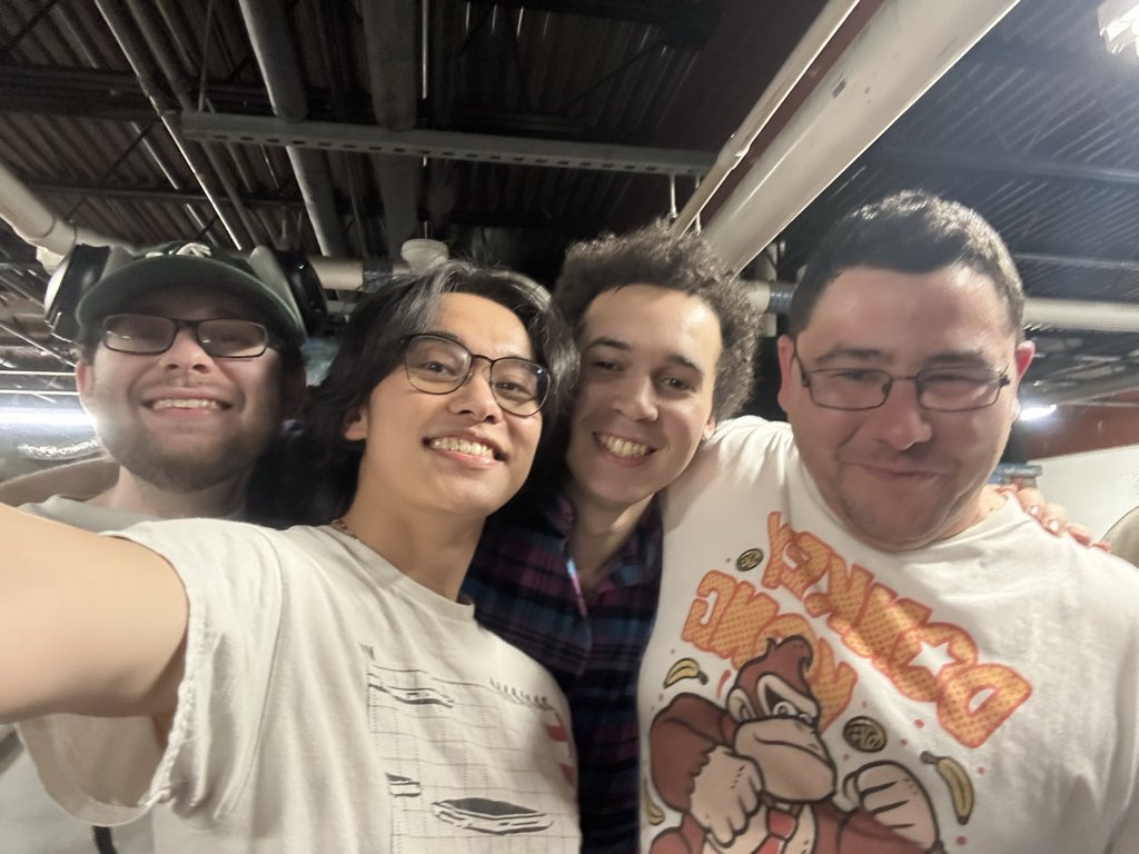 Butterfly🔜MY BED tweet media