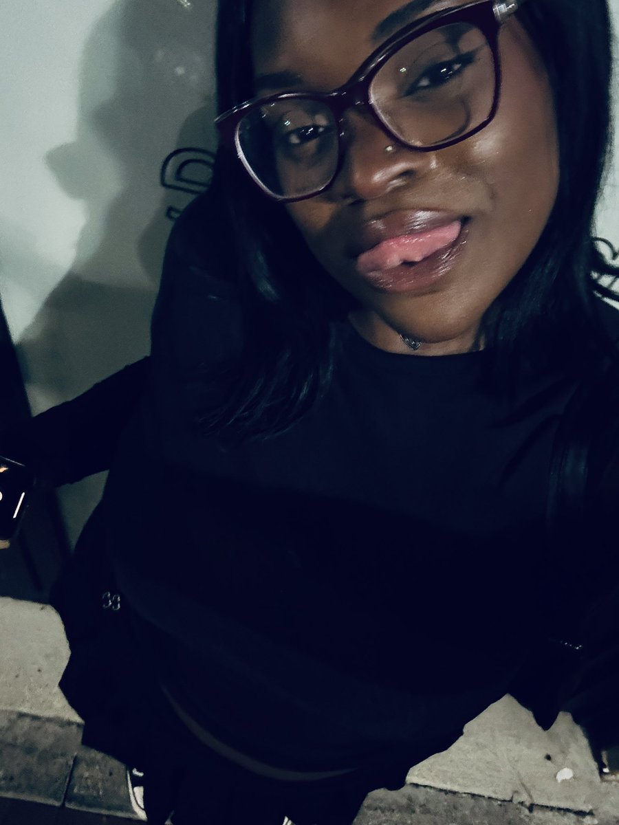 nanniebannanie tweet media