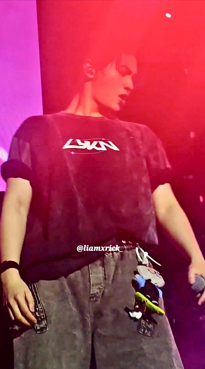 WestieBBF's tweet image. William? 😭😭😭 

#LYKNDuskAndDawnxParis
#williamjkp #วิลเลี่ยมจักรภัทร