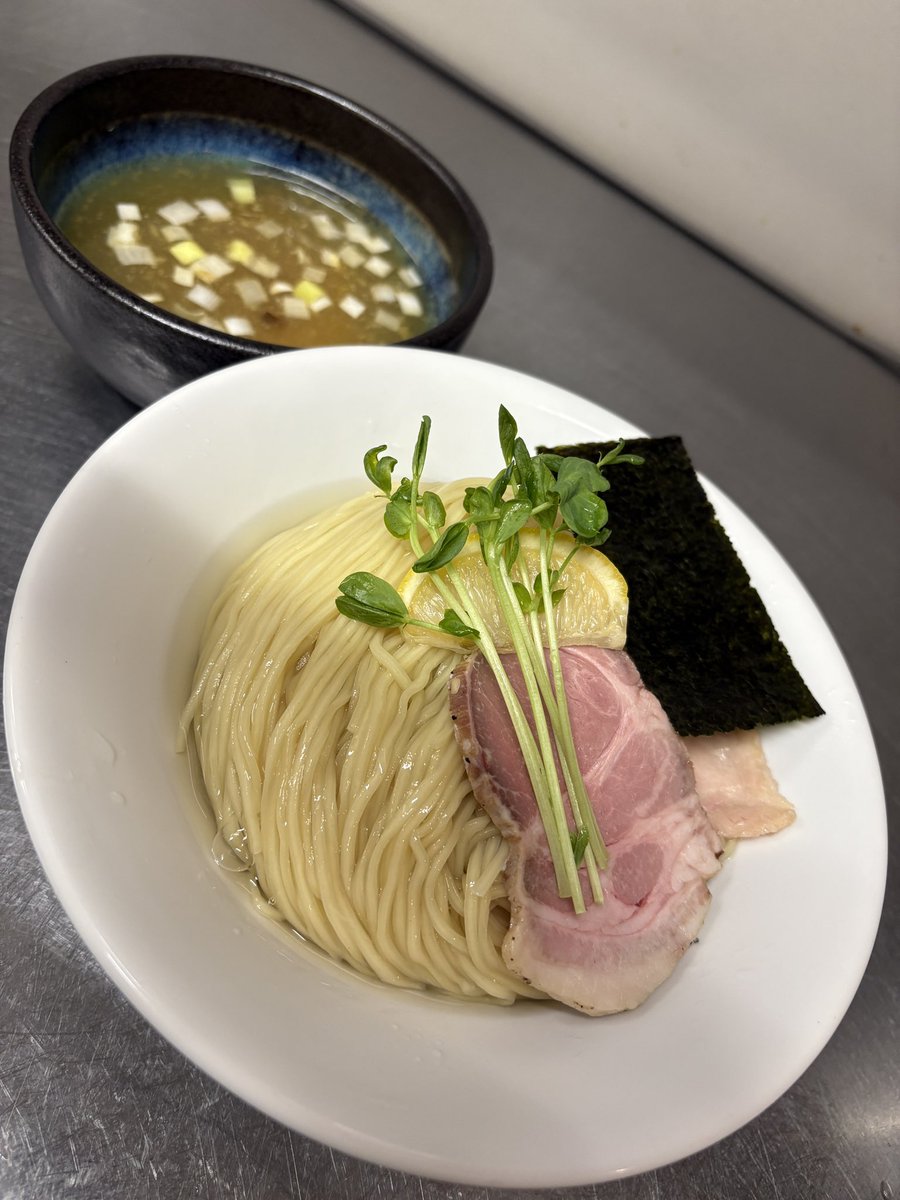 麺や旬香 獨協大学前 アルバイトパート募集中 tweet media