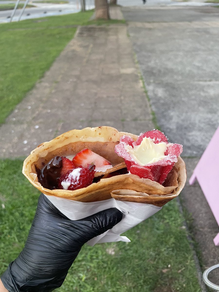 mono.crepes tweet media