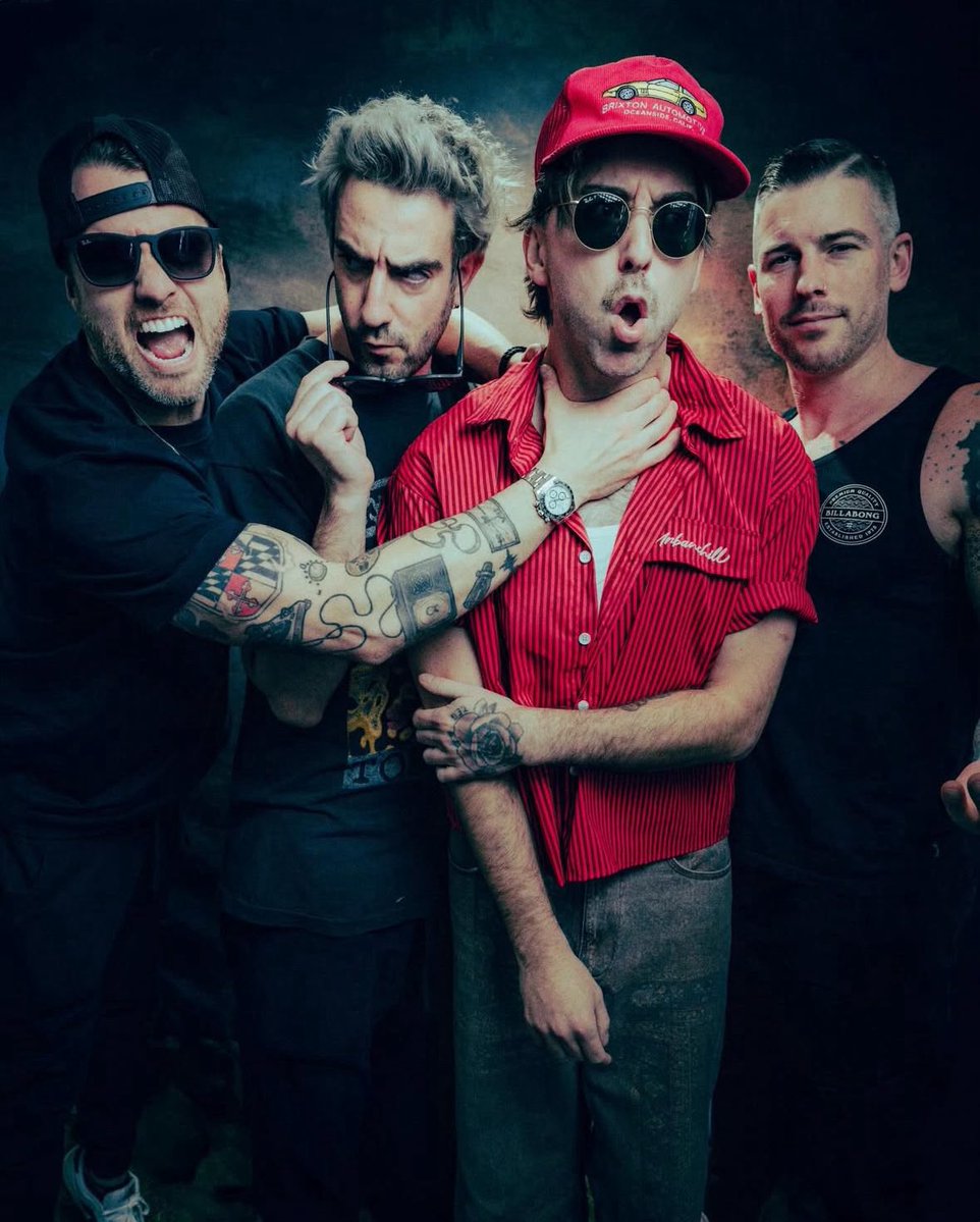 Maggie Sapet tweet media