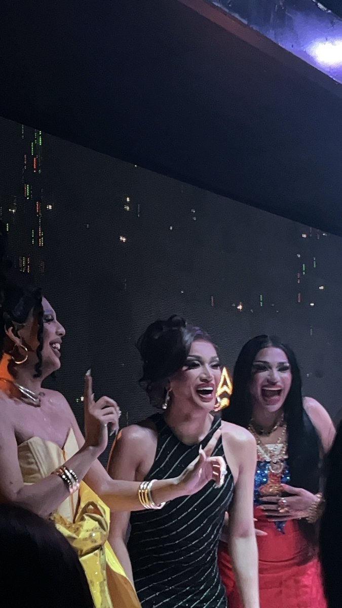 Marina's special turon | The Future Is Fresh tweet media