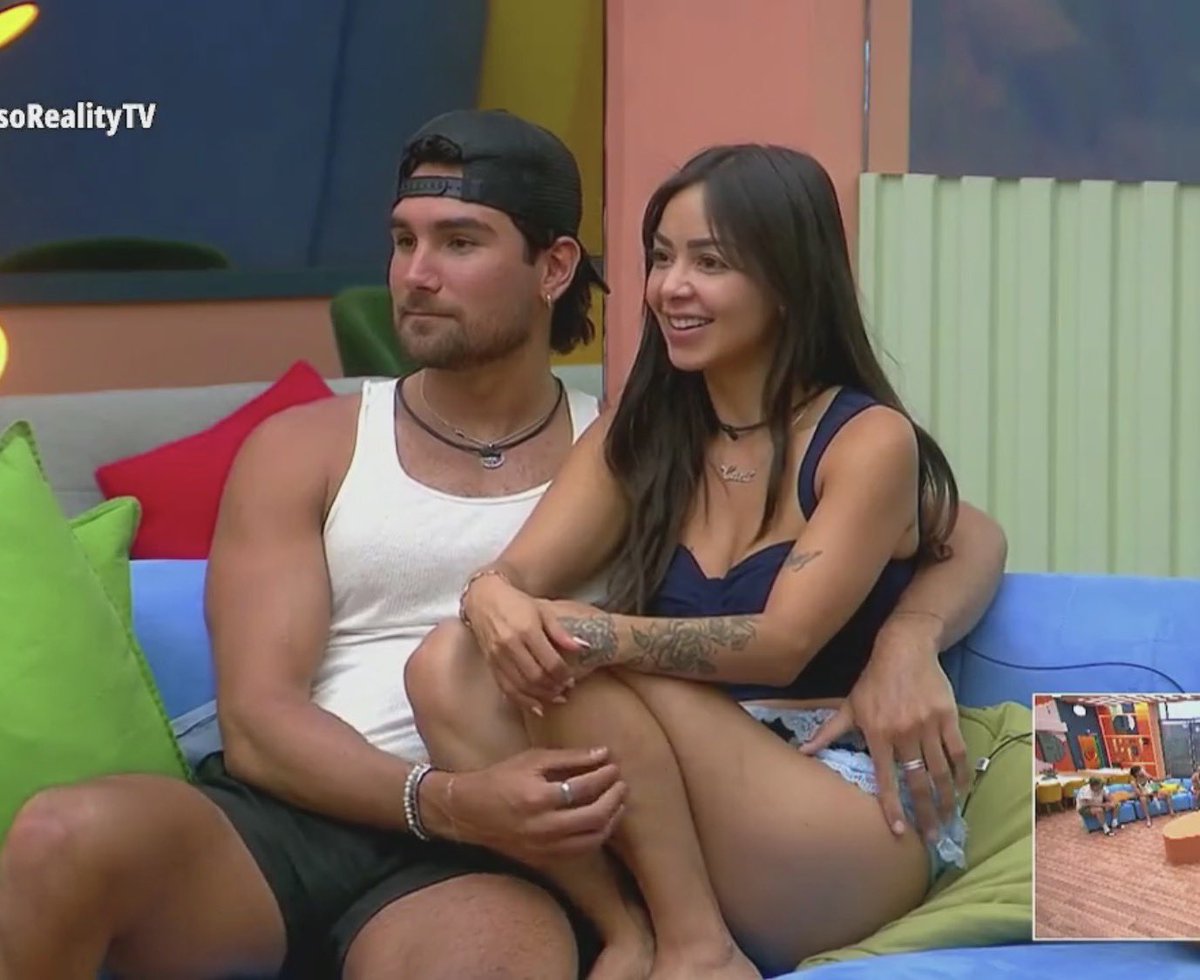 R𝓞x🖤 REVERXE tweet media